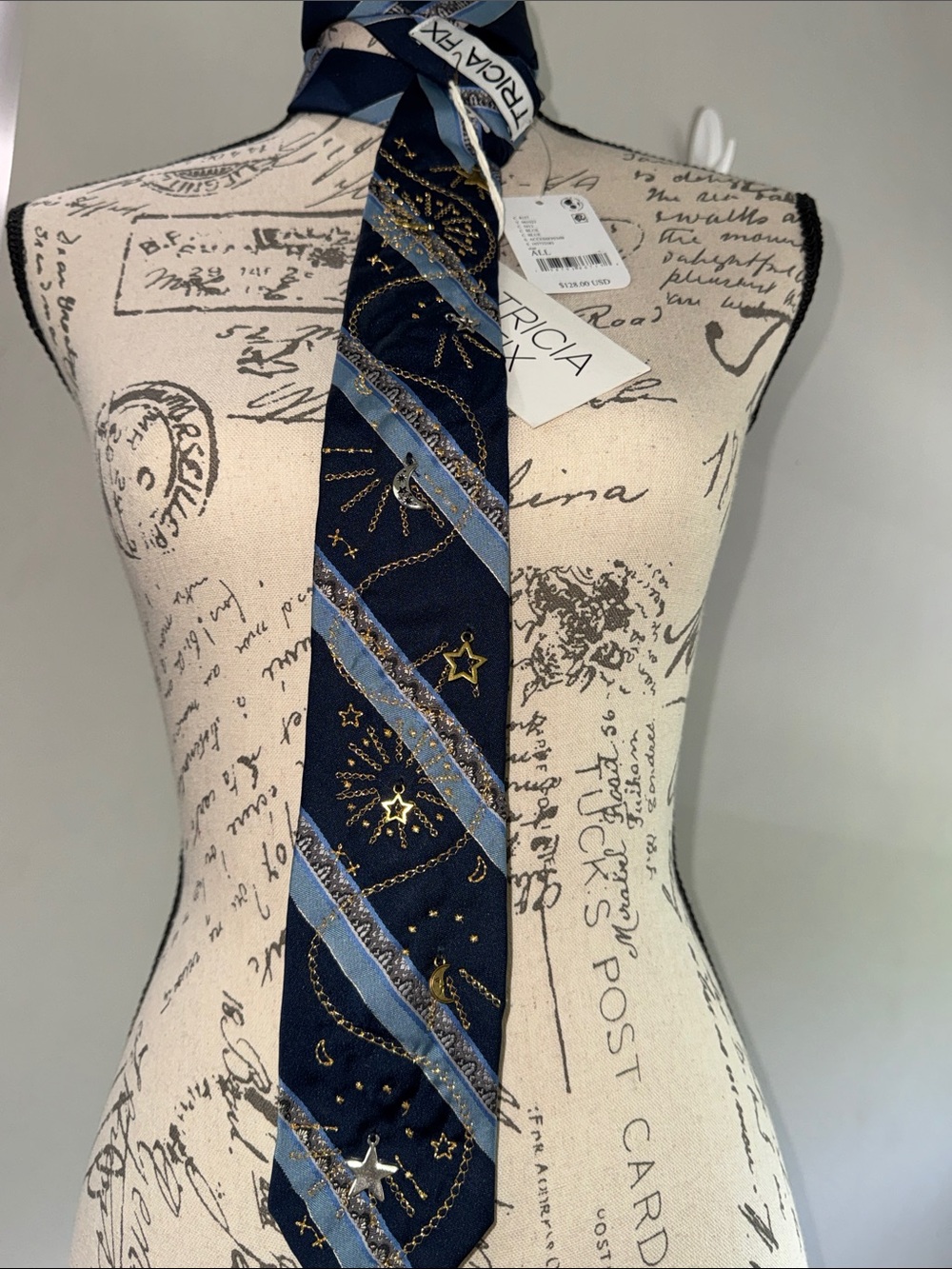 🌟Tricia Fix Embellished Tie🌟